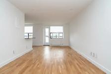 renovated two bedroom, eglinton and dvp - ID 4757 - Photo 5