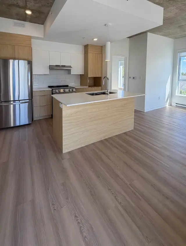 Jusqu'à 2 mois gratuits! Unité de coin 2 cac libre au MileBrook