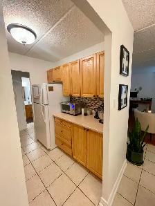 CENTRALLY LOCATED ONE BEDROOM Avail DEC 1ST
