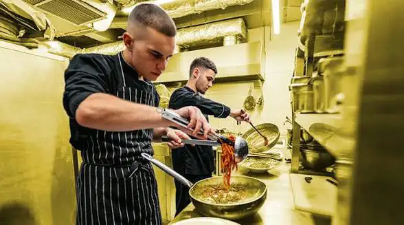 cooks, tandoori cooks, helpers