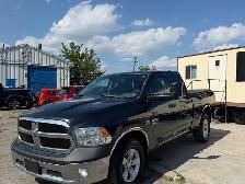 2016 RAM 1500 - 6'4' RARE / Ext Box - 5.7L Hemi 4x4 - Photo 2
