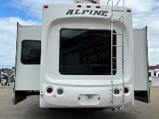2011 KEYSTONE ALPINE 3220RL, SPACIOUS, LIXURIOUS. - Photo 37