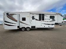 2011 KEYSTONE ALPINE 3220RL, SPACIOUS, LIXURIOUS. - Photo 38