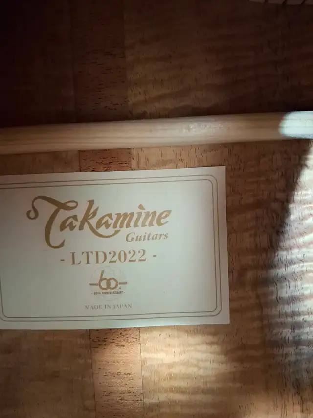 Takamine 2022 ltd 60th anniversary guitar