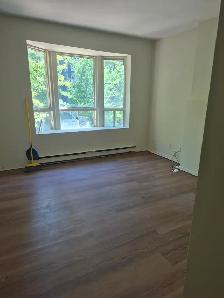 Private Room/Bathroom all inclusive /Church/Wellesley - Photo 4