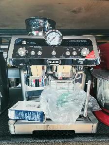 Machine à espresso De'Longhi La Specialista