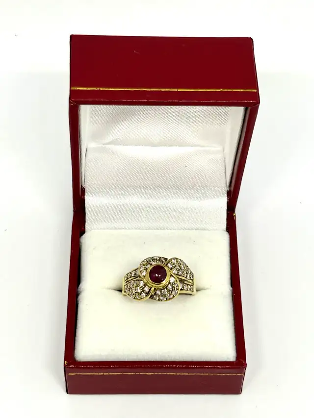 18k  Ruby Diamond  Cocktail Ring