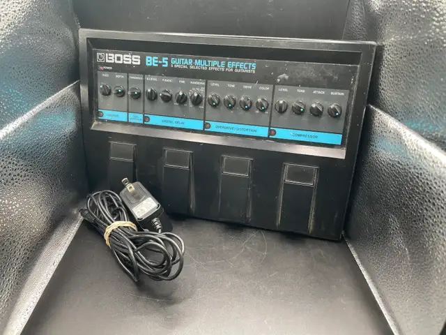 Boss BE-5 Guitar Multi Effects Pedal w/adapter