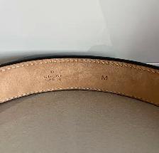 Authentic Gucci Black Leather Belt with Gold Horsebit Buckle - Photo 5
