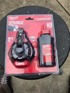 Milwaukee Bold Line Chalk Reel & Red Chalk Refill Kit