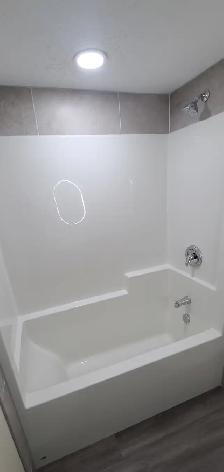 4 Bedroom   2 Full Bath/Double Garage/Fenced Yard – Homesteader - Photo 10