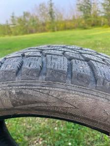 245 50 R20 winter tires - Photo 3