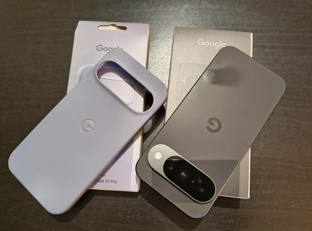 Google Pixel 10 128GB Obsidian 12 gig ram