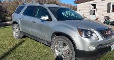 2011 Silver GMC Acadia. SLT AWD. - Photo 4