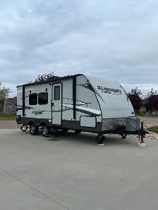 2012 Sling Shot 23’ Travel Trailer by CrossRoads - Photo 2
