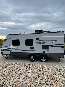 2012 Sling Shot 23’ Travel Trailer by CrossRoads - Photo 4
