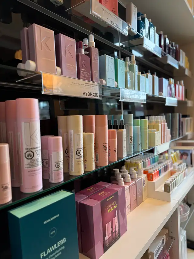 Experienced Hairstylist Wanted