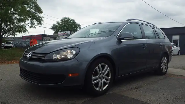 10 VW GOLF WAGON 2.5! MANUAL! TWO SETS OF WHEELS! CERTIFIED!