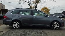 10 VW GOLF WAGON 2.5! MANUAL! TWO SETS OF WHEELS! CERTIFIED! - Photo 7