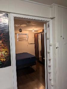 1 bedroom basement available in malton - Photo 7