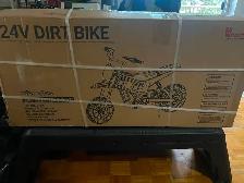 Brand New Voltz Toys Electric Dirt Bike in Pink - Photo 2