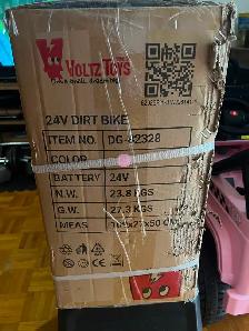 Brand New Voltz Toys Electric Dirt Bike in Pink - Photo 4