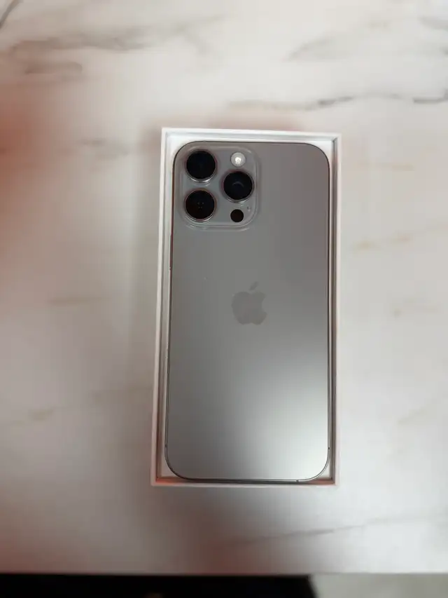 Apple IPhone 16 Pro Max 256GB Unlocked