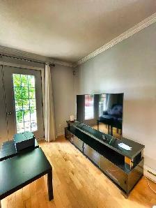 4 1/2 MEUBLÉ,  2 CHAMBRES, 2 BALCONES - Photo 2