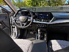 2025 Chevrolet Trax LT - Photo 15