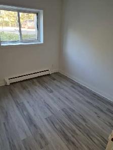 2 bedroom 1 bathroom  apartment - Photo 9