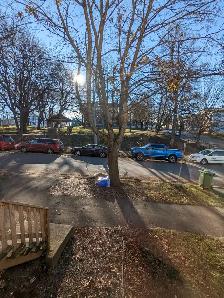 37 Victoria St #1 - 3BR North, Main Floor, Spacious, Deck, Yard - Photo 19