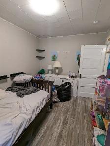 37 Victoria St #2 - 3BR North, 2nd Floor, Spacious, Storage, W/D - Photo 6