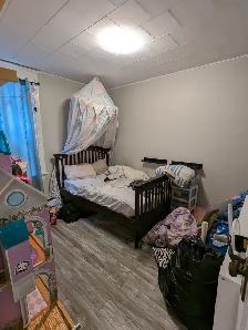 37 Victoria St #2 - 3BR North, 2nd Floor, Spacious, Storage, W/D - Photo 7