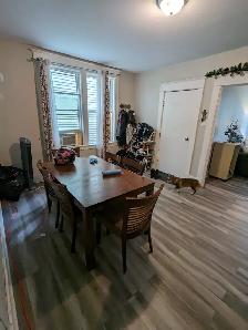 37 Victoria St #2 - 3BR North, 2nd Floor, Spacious, Storage, W/D - Photo 8