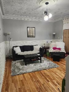 183.5 Douglas Ave - Beautiful 1BR Den North, Parking, Laundry - Photo 5