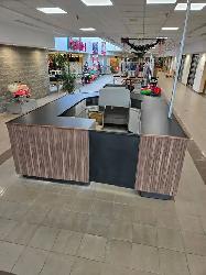 100sf KIOSK - Place Bonaventure Mall Chelmsford - $499/Mo  HST - Photo 4