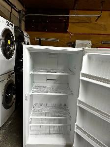 Upright Freezer - Photo 5