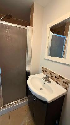 ACCOMMODATION AVAILABLE IN BRAMPTON NEAR MOUNT PLEASANT GO! - Photo 10