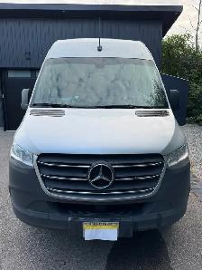 2019 Mercedes-Benz Sprinter 2500 High roof