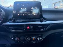 2022 Kia Forte EX IVT - Photo 13
