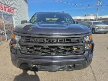 2022 Chevrolet Silverado 1500 Custom 4WD Crew Cab 6'7' Box - Photo 8