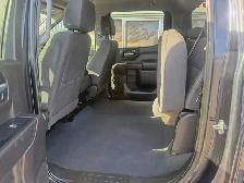 2022 Chevrolet Silverado 1500 Custom 4WD Crew Cab 6'7' Box - Photo 13