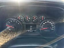 2022 Chevrolet Silverado 1500 Custom 4WD Crew Cab 6'7' Box - Photo 17