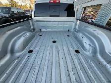 2017 Ram 2500 SLT 4x4 Crew Cab 6'4' Box - Photo 7