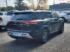 2024 Nissan Pathfinder SV 4WD - Photo 5