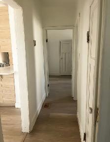 Renovated 2 Bedroom Mainfloor House - Photo 8