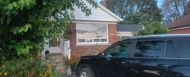 SPACIOUS 2-BEDROOM BASEMENT FOR RENT – SCARBOROUGH