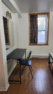 Berri-Uqam-Chambre meublée  bain privé/Furnished Room   en-suite - Photo 3