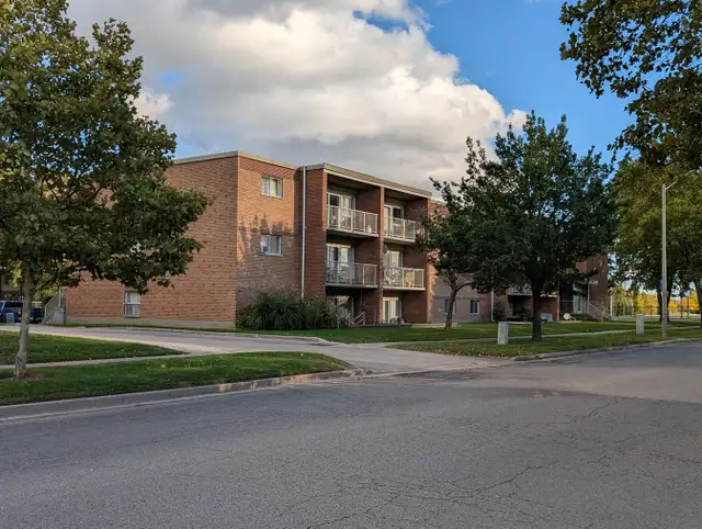 Renovated 2 Bedroom Apartment