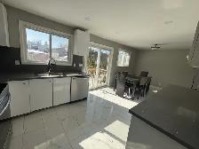 Detached House for Rent 3 bedroom, 1.5 washroom, 2 parking - Photo 10